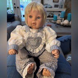 The Collectables Phyllis Parkins real looking doll plaid Outfit outfit snaps GUC